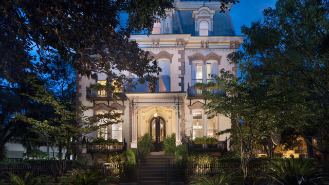 Hamilton-Turner Inn Exterior