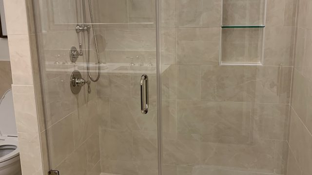 Pearl Suite Bathroom