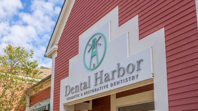 Dental Harbor Sign