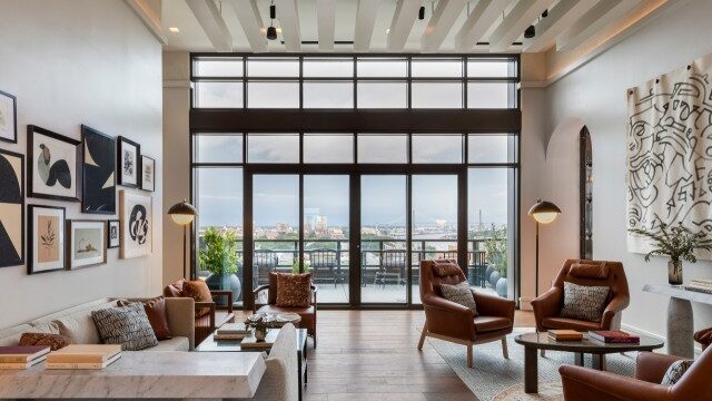 Bar Julian Area Space