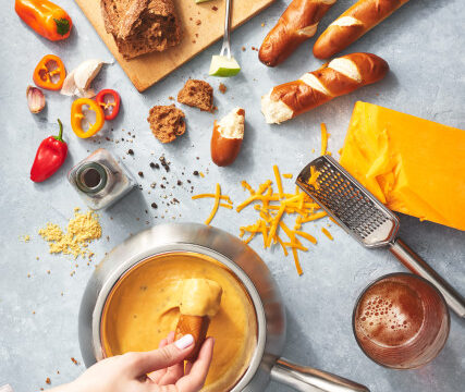 Wisconsin Cheddar Cheese Fondue