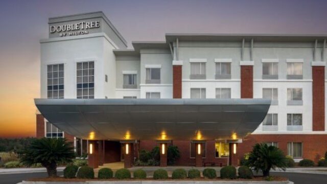 DoubleTree Savannah Airport Exterior