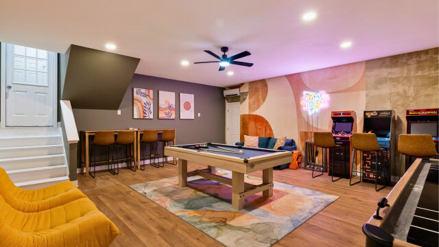 Mighty Tree Properties Savannah Vacation Rental - Walthour Game Room